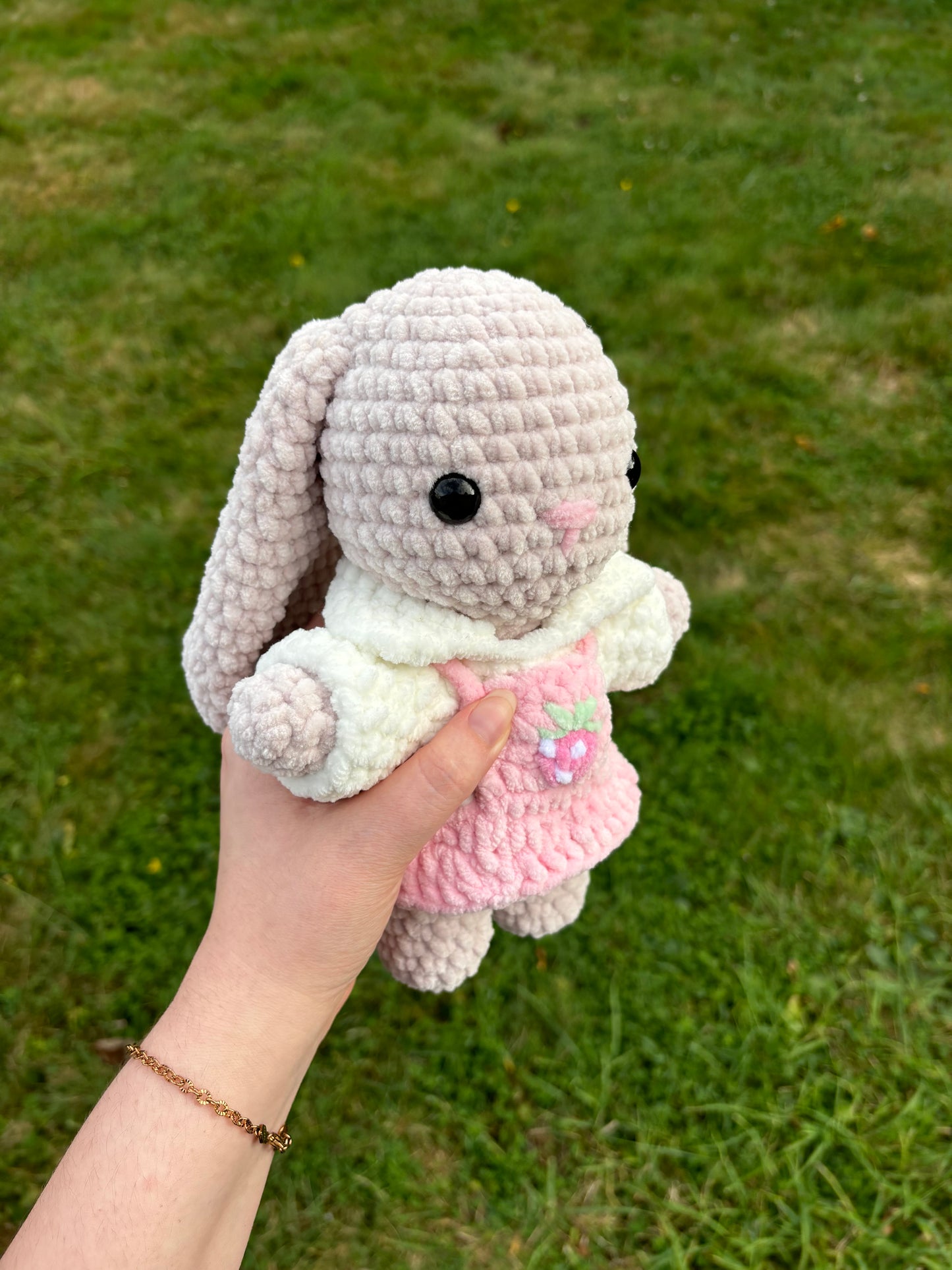 Lapin robe fraise đ