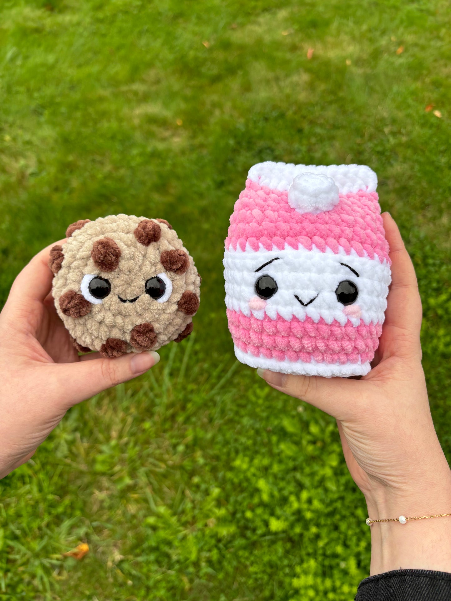 Duo de lait + cookie au choix đ„đȘ